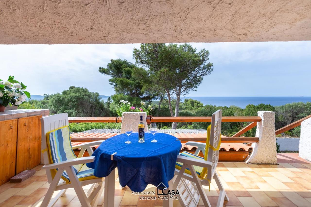 Apartments Casa Vacanze Porto Pino Exteriör bild