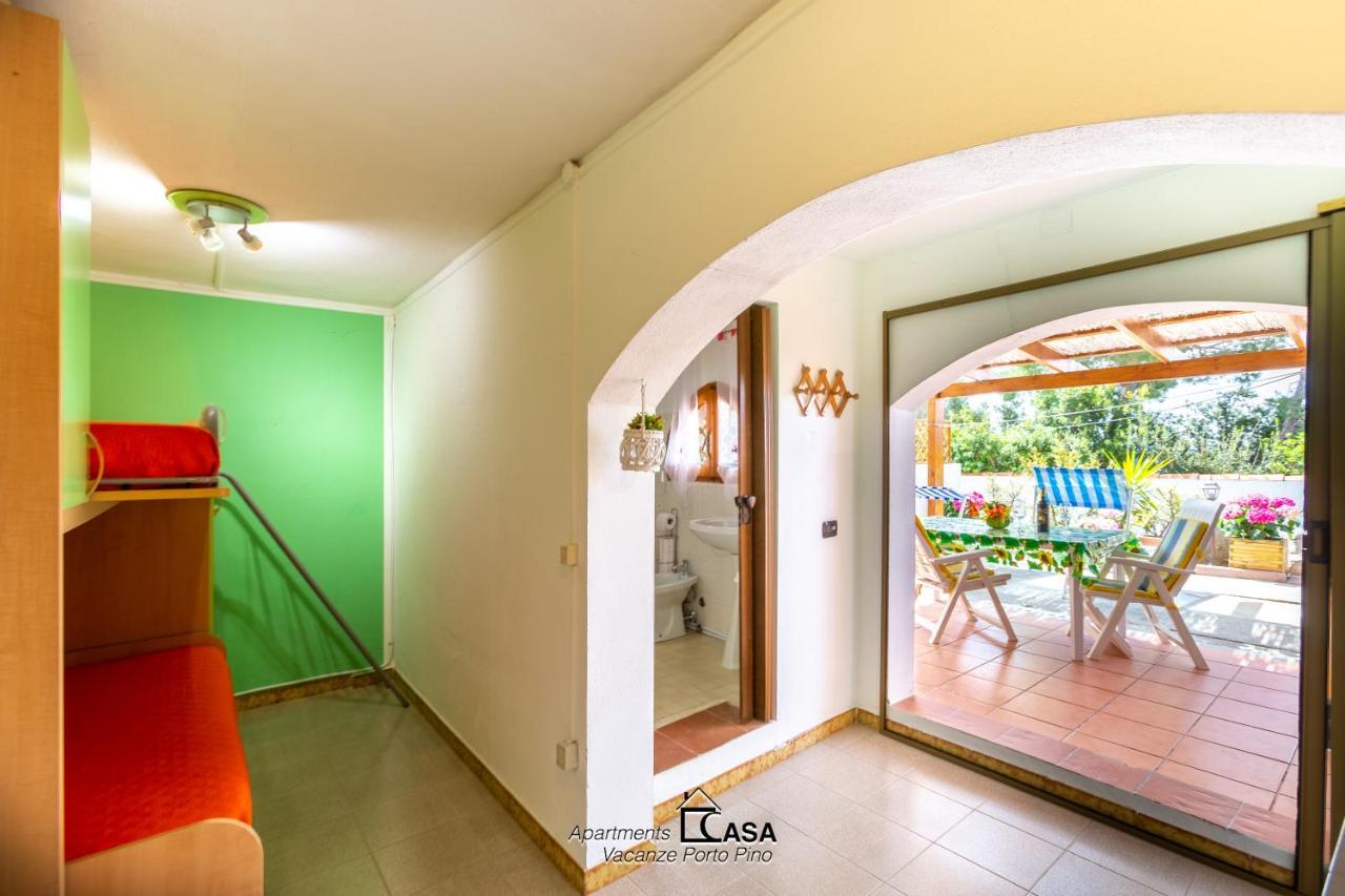 Apartments Casa Vacanze Porto Pino Exteriör bild